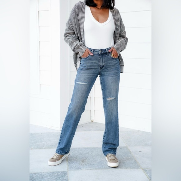 Judy Blue Denim - Judy Blue dad Jeans. Size 5 Brand New!